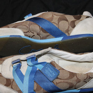 Coach Juli size 6m shoes blue and tan